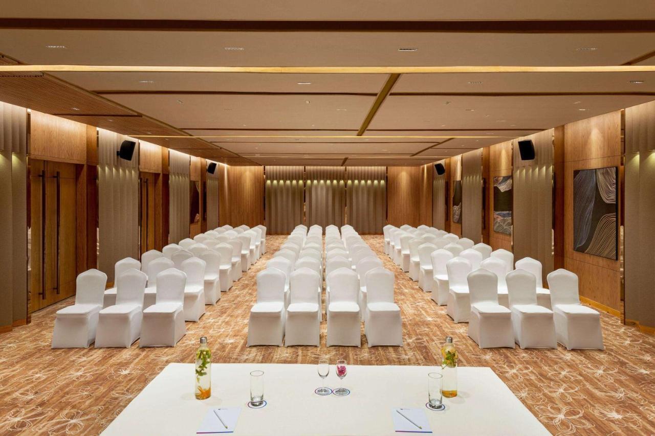 Ramada Encore By Wyndham Indore Nipania Exterior photo