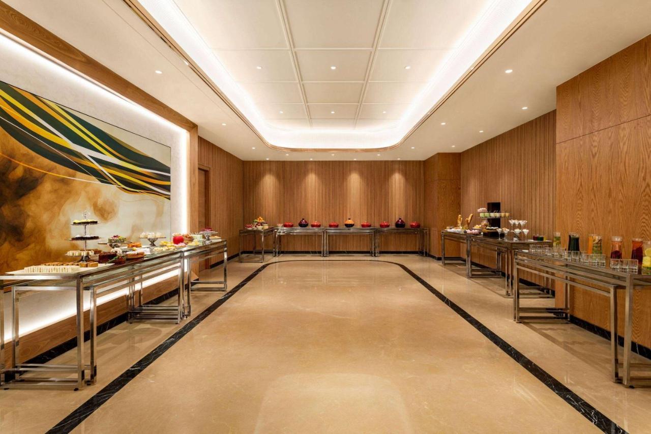 Ramada Encore By Wyndham Indore Nipania Exterior photo